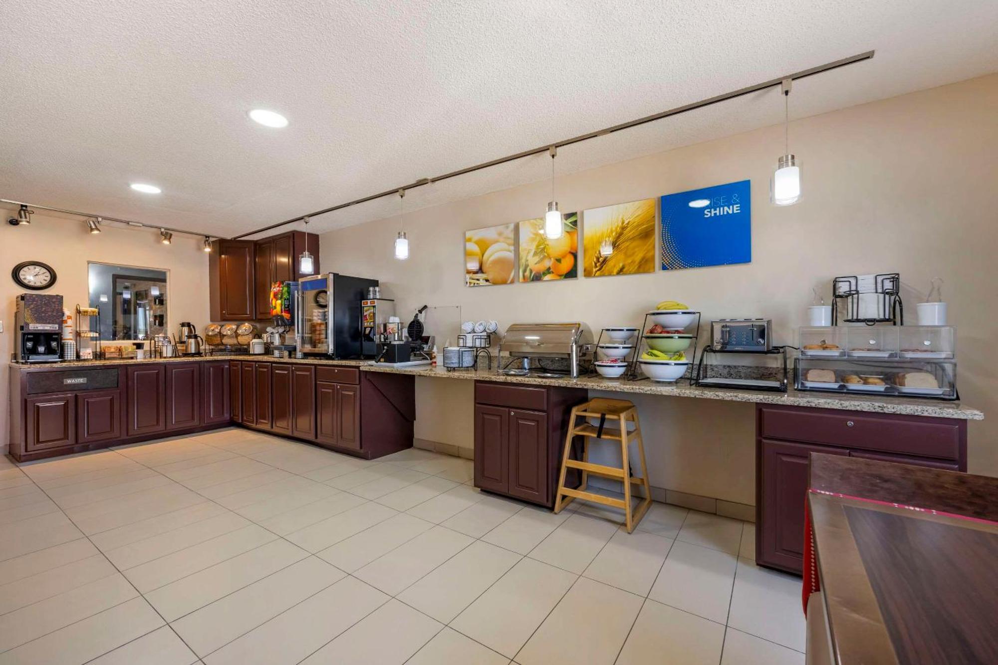 Comfort Inn Хастингс Экстерьер фото